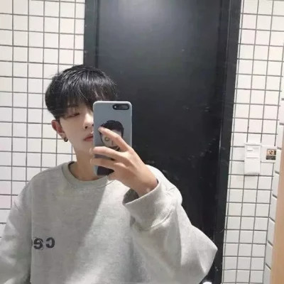 微信一男一女单人情侣头像