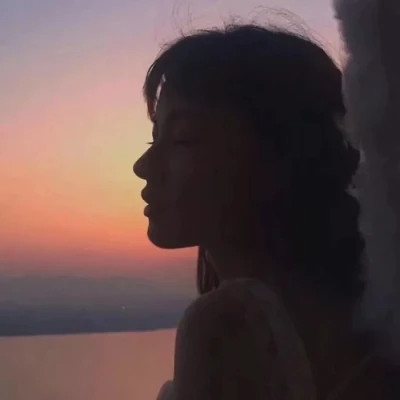 微信一男一女单人情侣头像