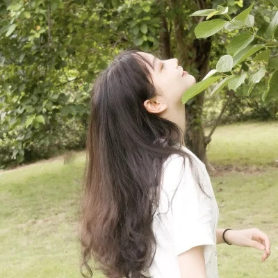 微信一男一女单人情侣头像