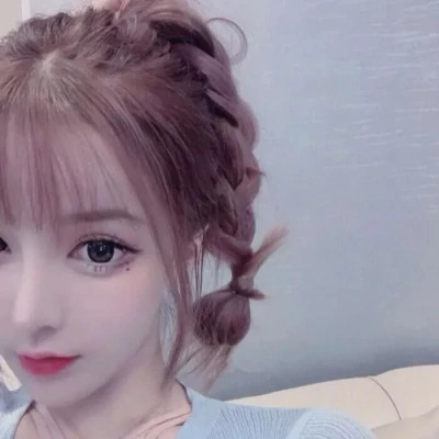 微信一男一女单人情侣头像