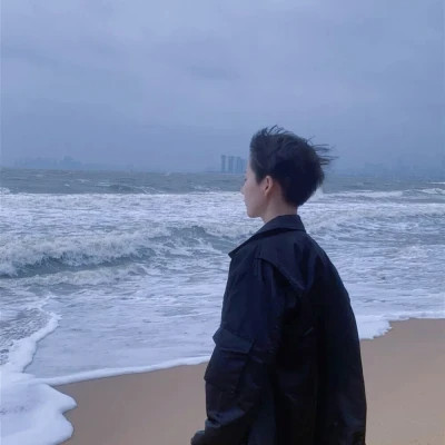 微信一男一女单人情侣头像