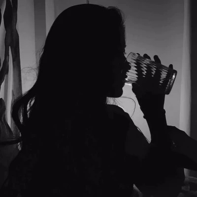 微信一男一女单人情侣头像