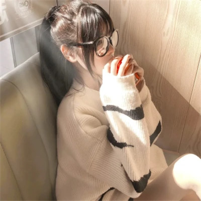 身材好头像女