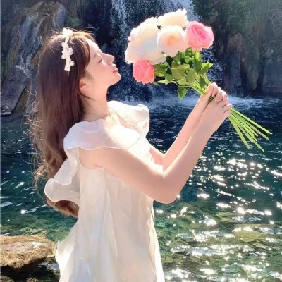 身材好头像女