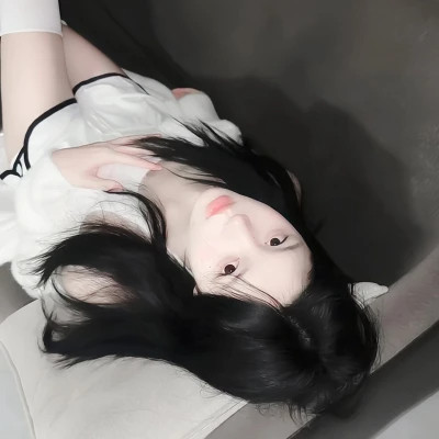 身材好头像女