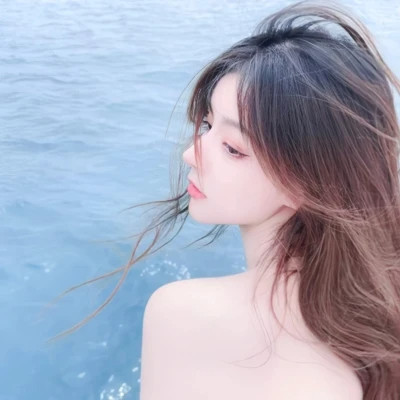 身材好头像女