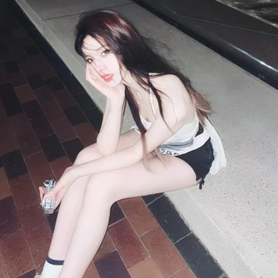 女生又纯又欲的头像