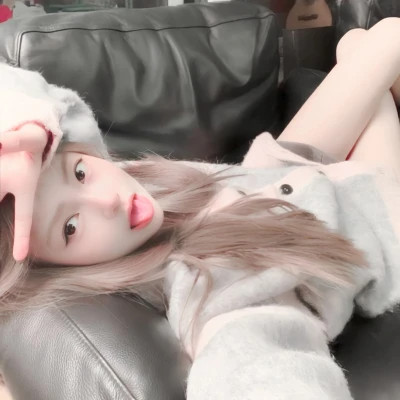 女生又纯又欲的头像