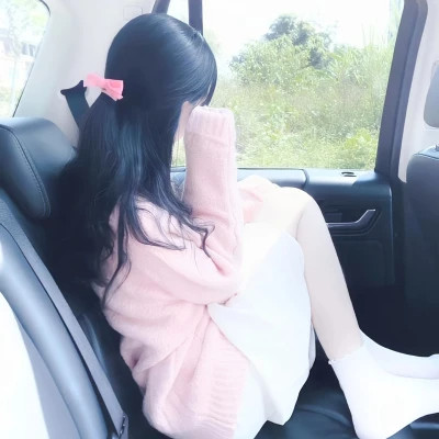 不露脸身材好的气质美女头像