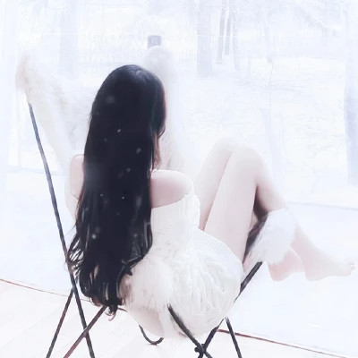 不露脸身材好的气质美女头像