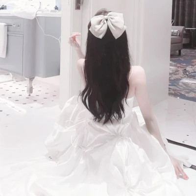 不露脸身材好的气质美女头像