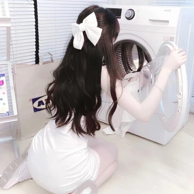 不露脸身材好的气质美女头像
