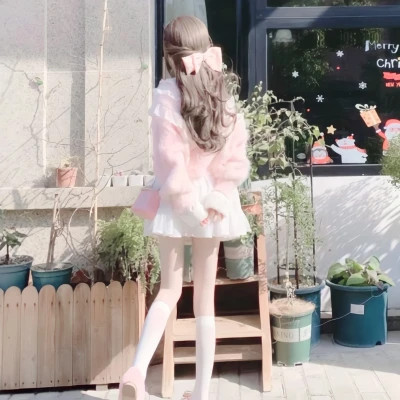 不露脸身材好的气质美女头像
