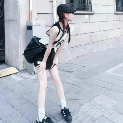 不露脸身材好的气质美女头像