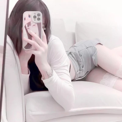 不露脸身材好的气质美女头像