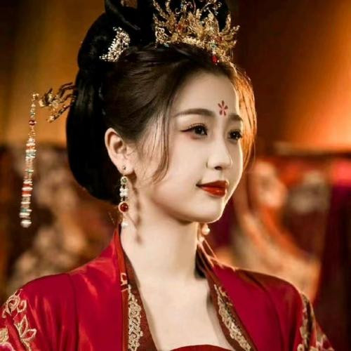 2025年最火爆的女生头像