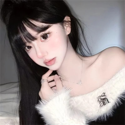 身材劲爆的女头像