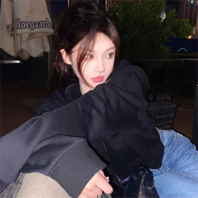 身材劲爆的女头像