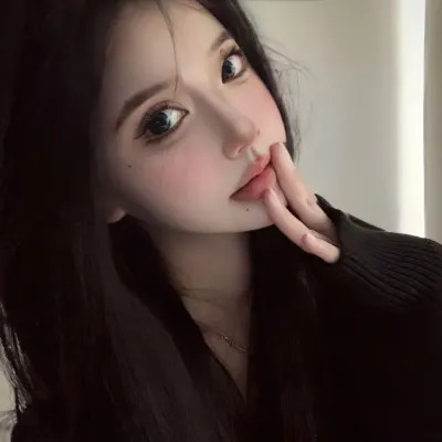 身材劲爆的女头像