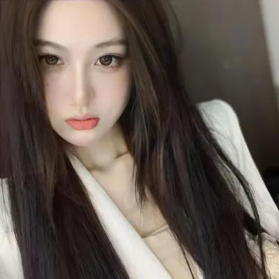身材劲爆的女头像