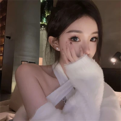 身材劲爆的女头像