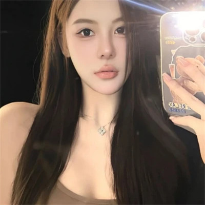 身材劲爆的女头像