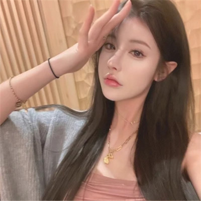 身材劲爆的女头像