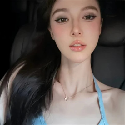 身材劲爆的女头像