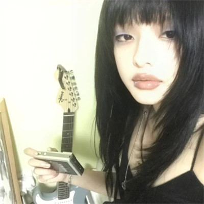 好看又成熟的头像女生