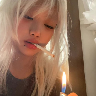 女生优质头像御姐
