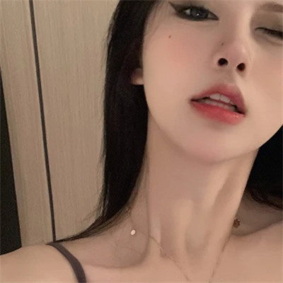女生优质头像御姐