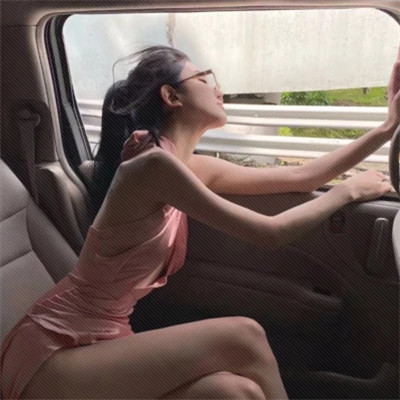 时尚头像霸气女生高清图片