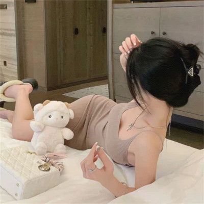 女生好看时尚的头像图片