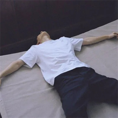 男生头像和朋友圈背景套图