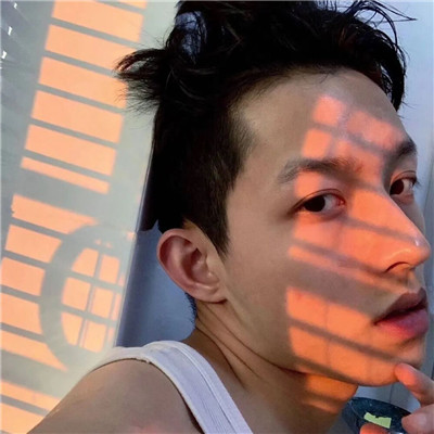 男生头像和朋友圈背景套图