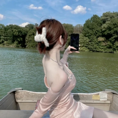 2025最火头像女不露脸