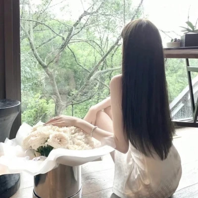 2025最火头像女不露脸