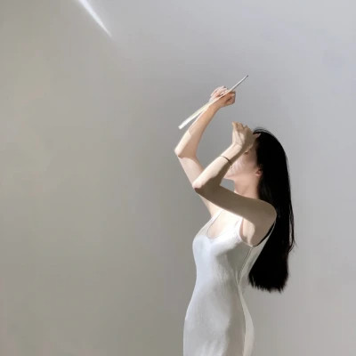 2025最火头像女不露脸