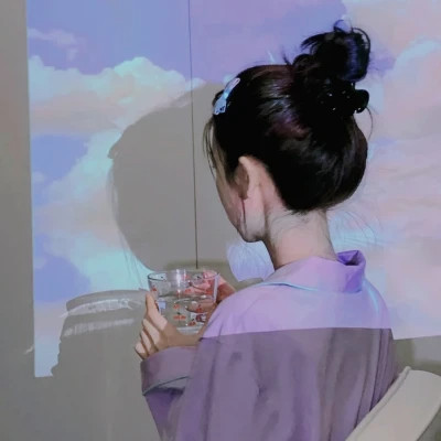 超耐看的不露脸女生头像
