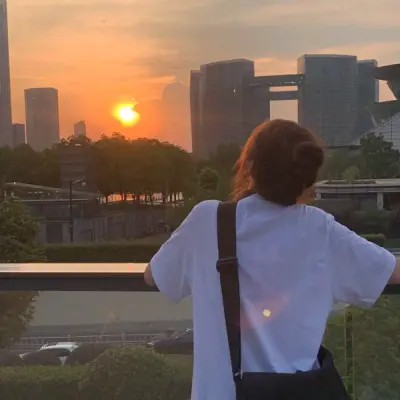 2025年最新款头像女不露脸