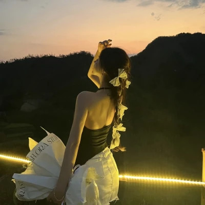 2025年最新款头像女不露脸