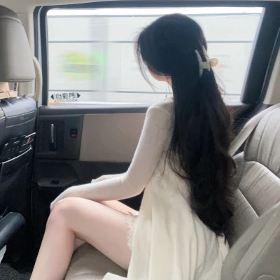 2025最新不露脸气质女生微信头像