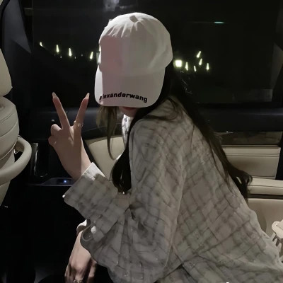 2025最新的超好看的不露脸女头像