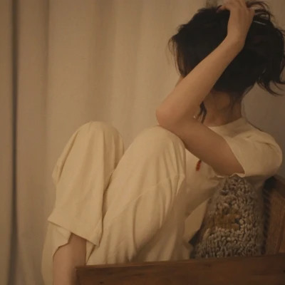 氛围感女头ins风