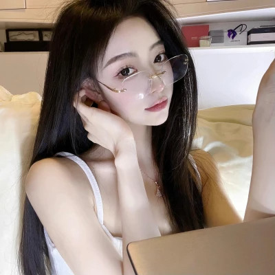 2025小众闺蜜头像真人