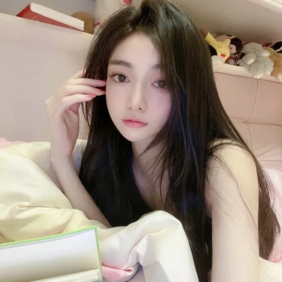 2025最火真人闺蜜头像一人一半