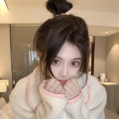 2025最火真人闺蜜头像一人一半