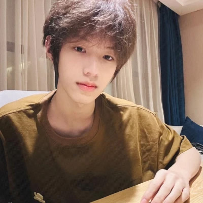 高质量真人男生头像