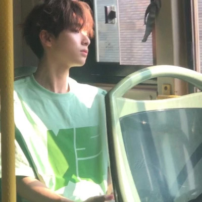 好看男生照片真人头像
