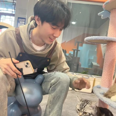 男生现实真人头像图片